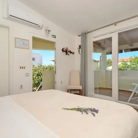 Lavender Garden House * Rogoznica (Sibenik-Knin)