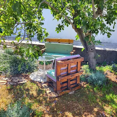 Lavender Garden House Casa vacanze *