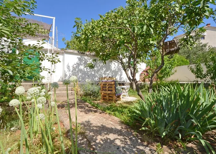 Vikendica Lavender Garden House